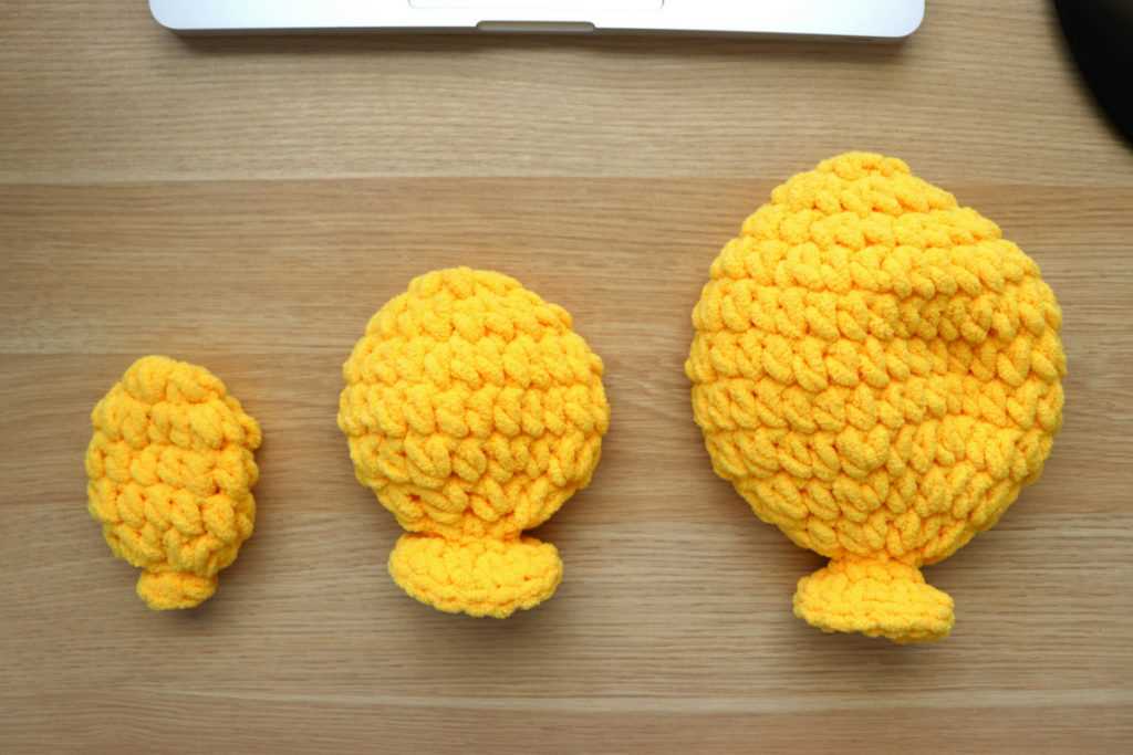 Knitted water balloons pattern free