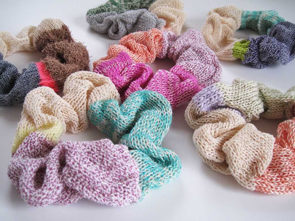 Knitted hair accessories free patterns