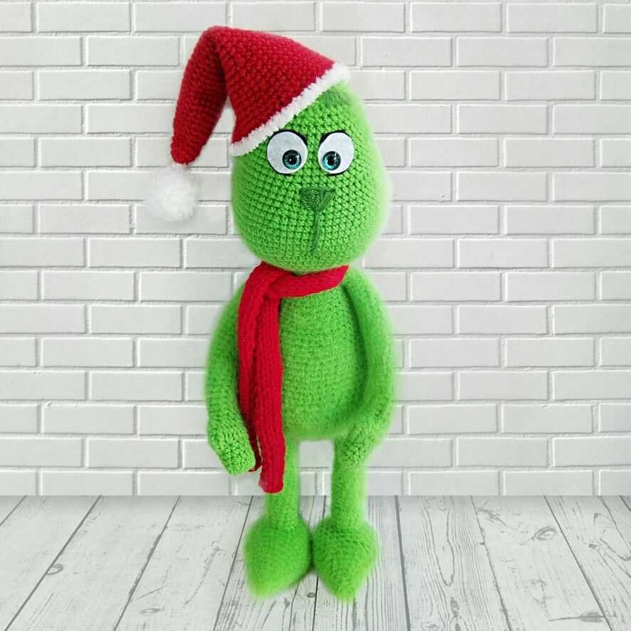 Knitted grinch pattern