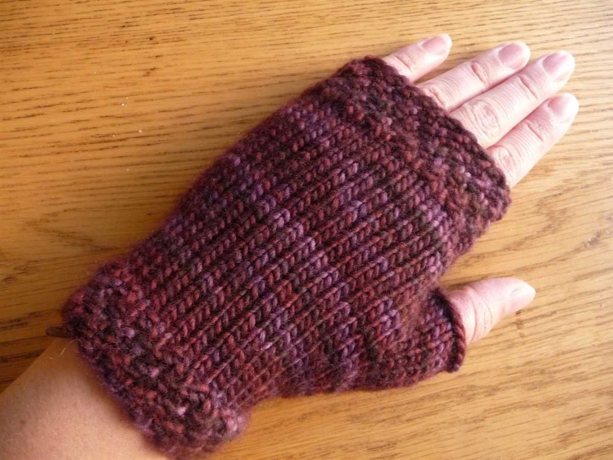 Easy fingerless mitts knitting pattern free