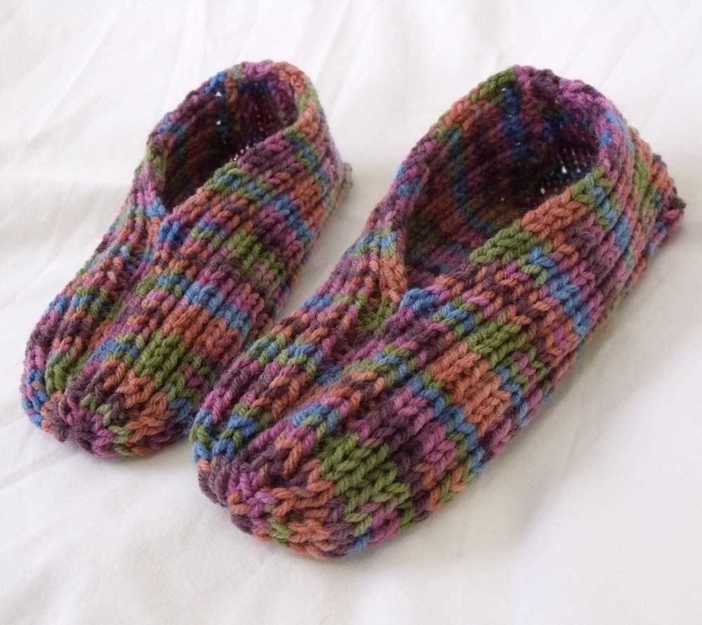 Free pattern knitted slippers