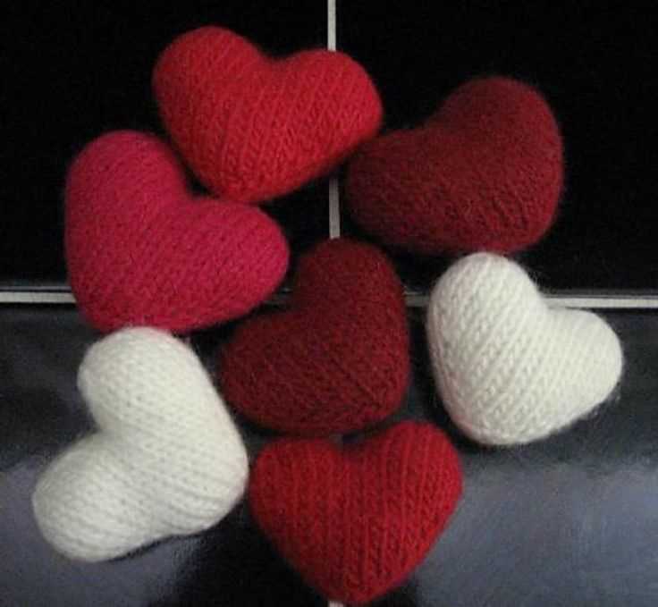 Red heart knit patterns