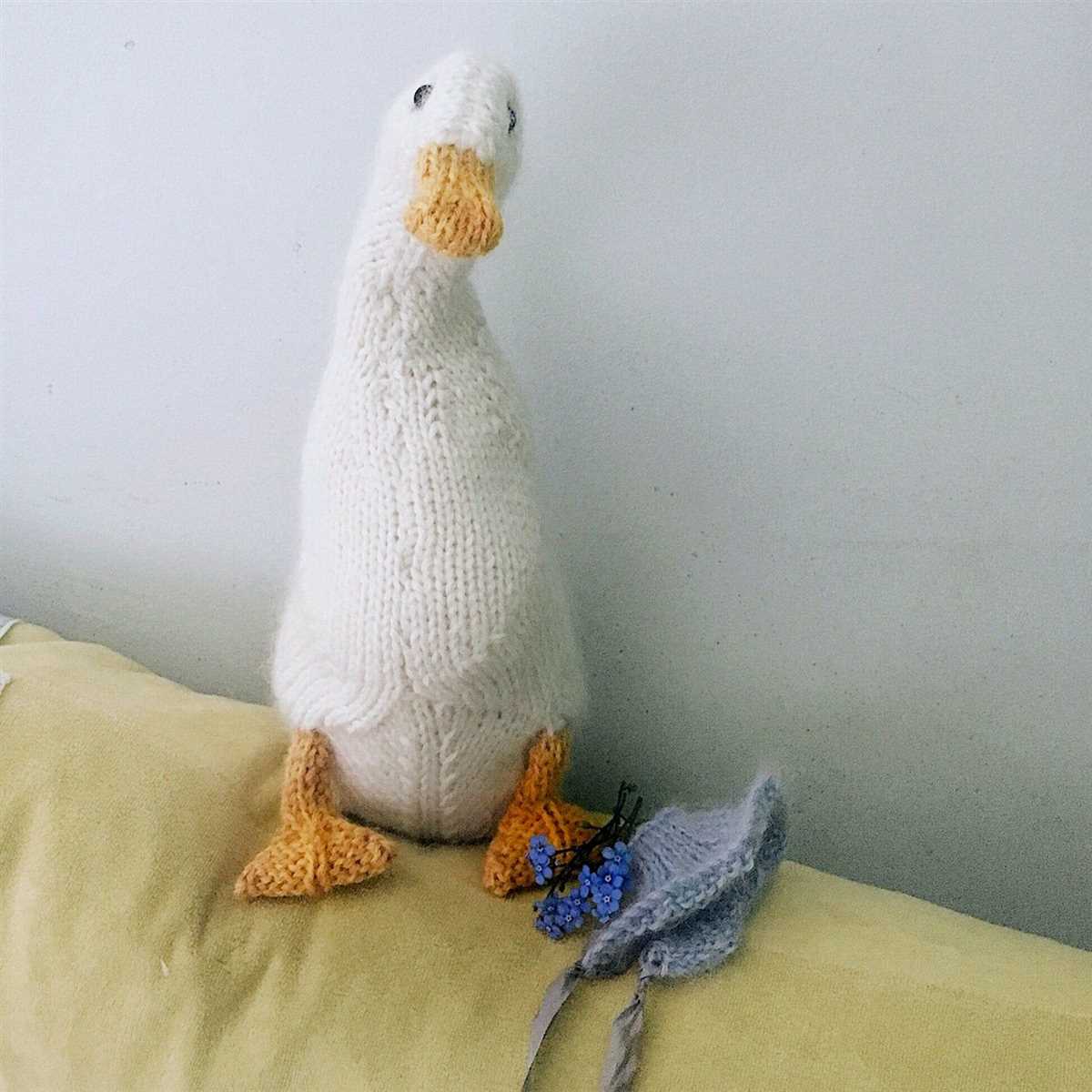 Knit duck pattern