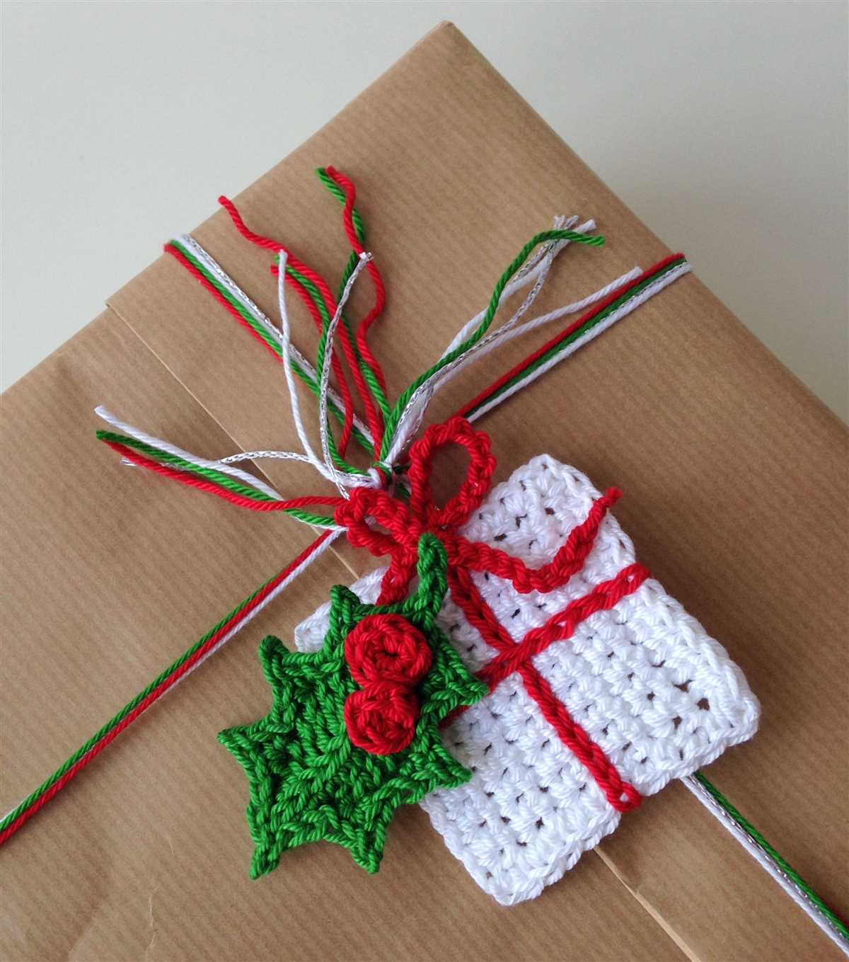 Knitting patterns for gifts at christmas