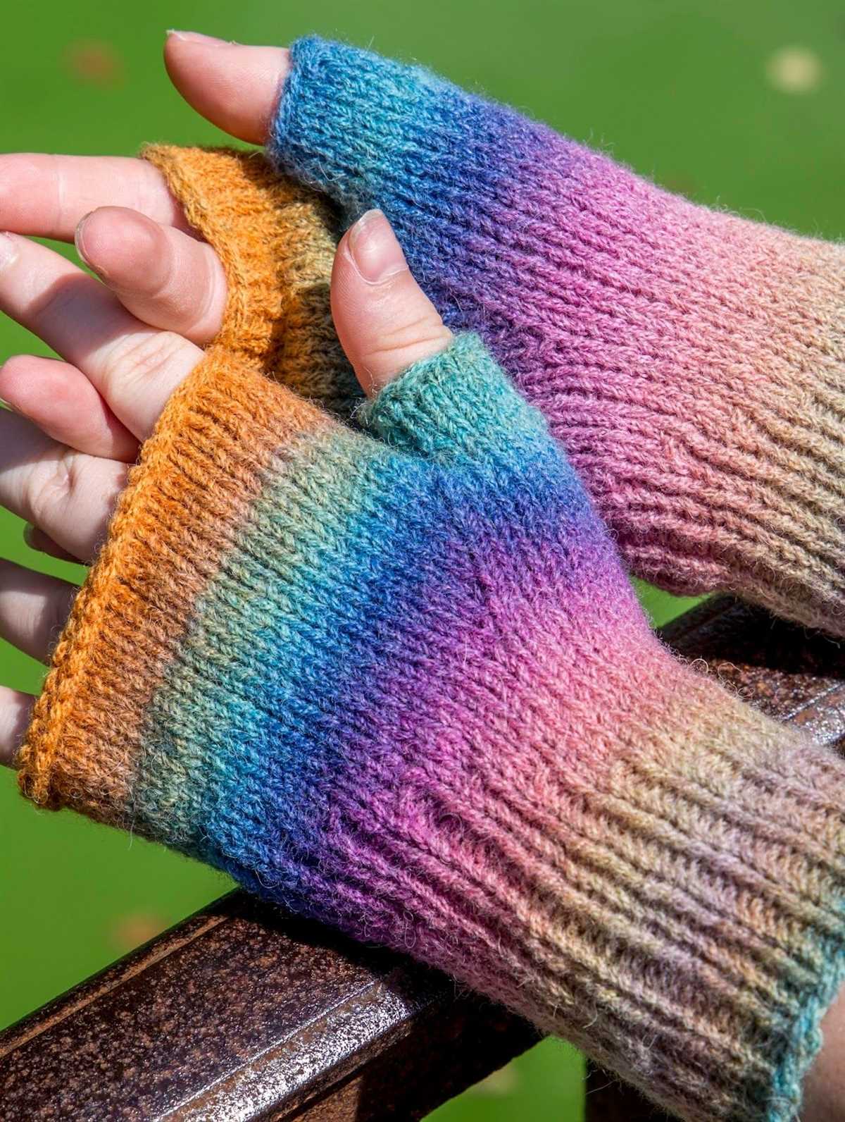 Fingerless glove knit pattern