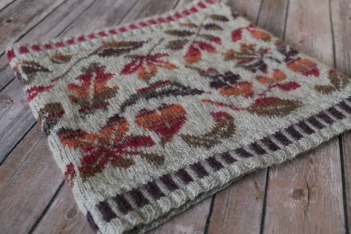 Falling leaves knitting pattern