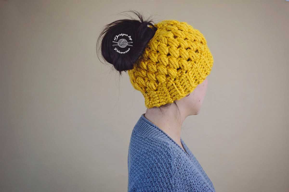 Knitted ponytail hat pattern free