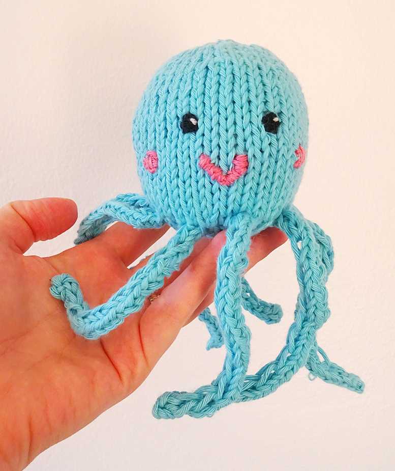 Knitting pattern for octopus