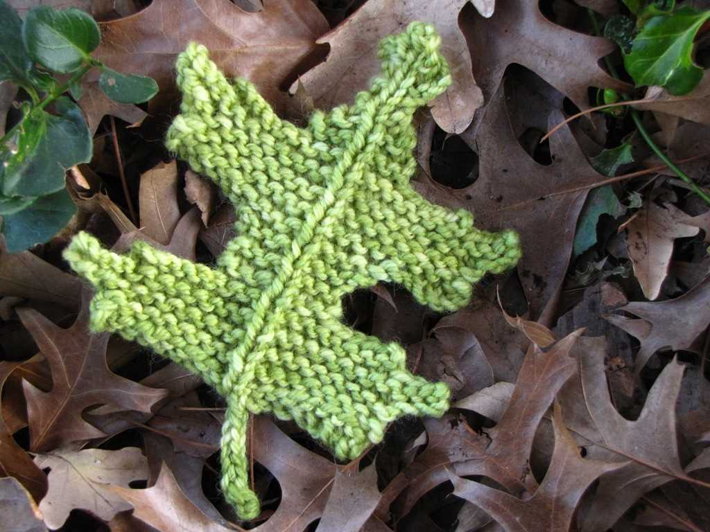 Leaf design knitting pattern