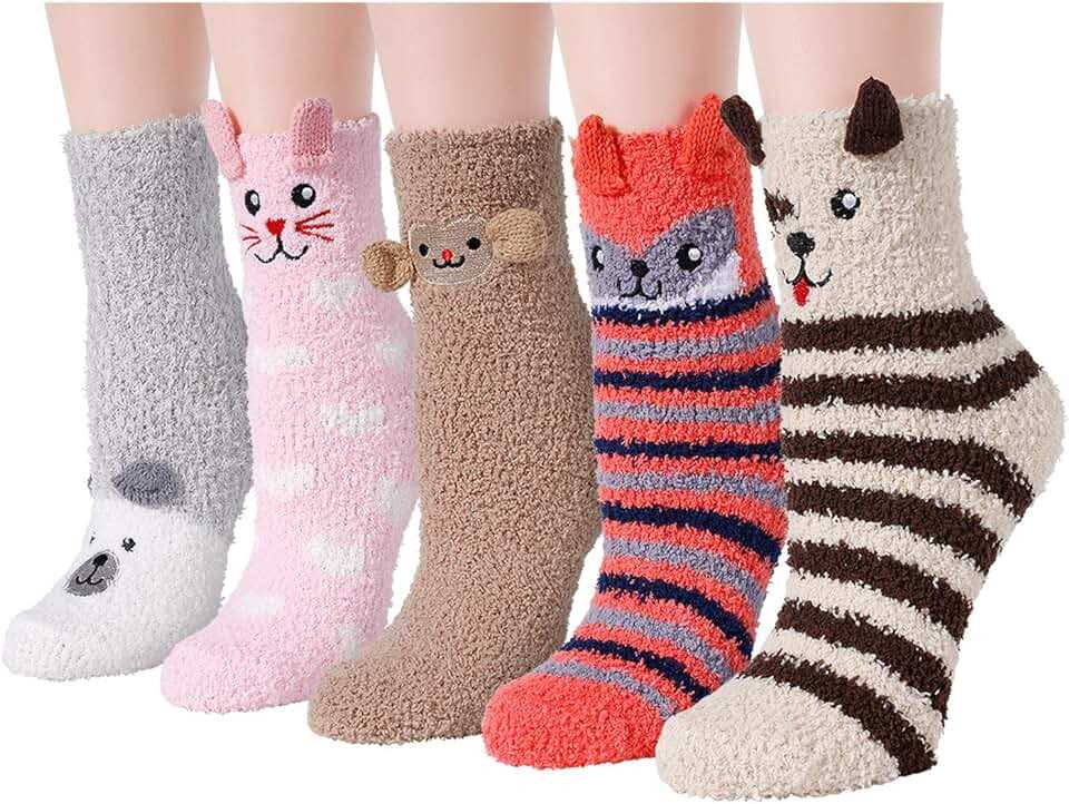 Knit fuzzy socks pattern