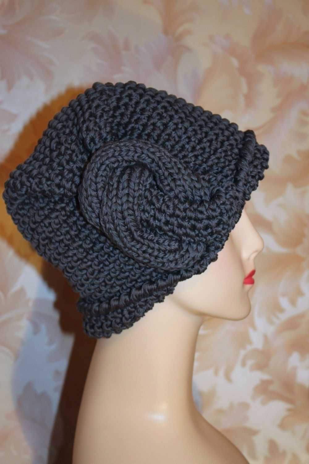 Knitted cloche hat pattern free