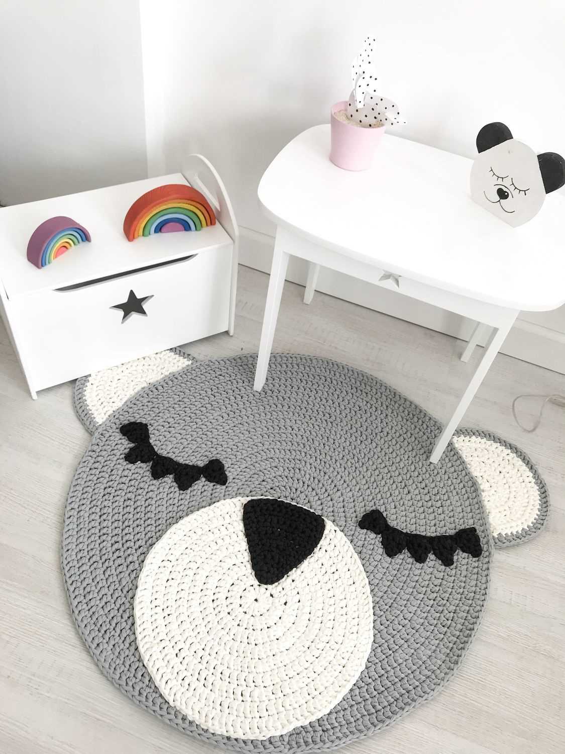 Knit bear rug pattern