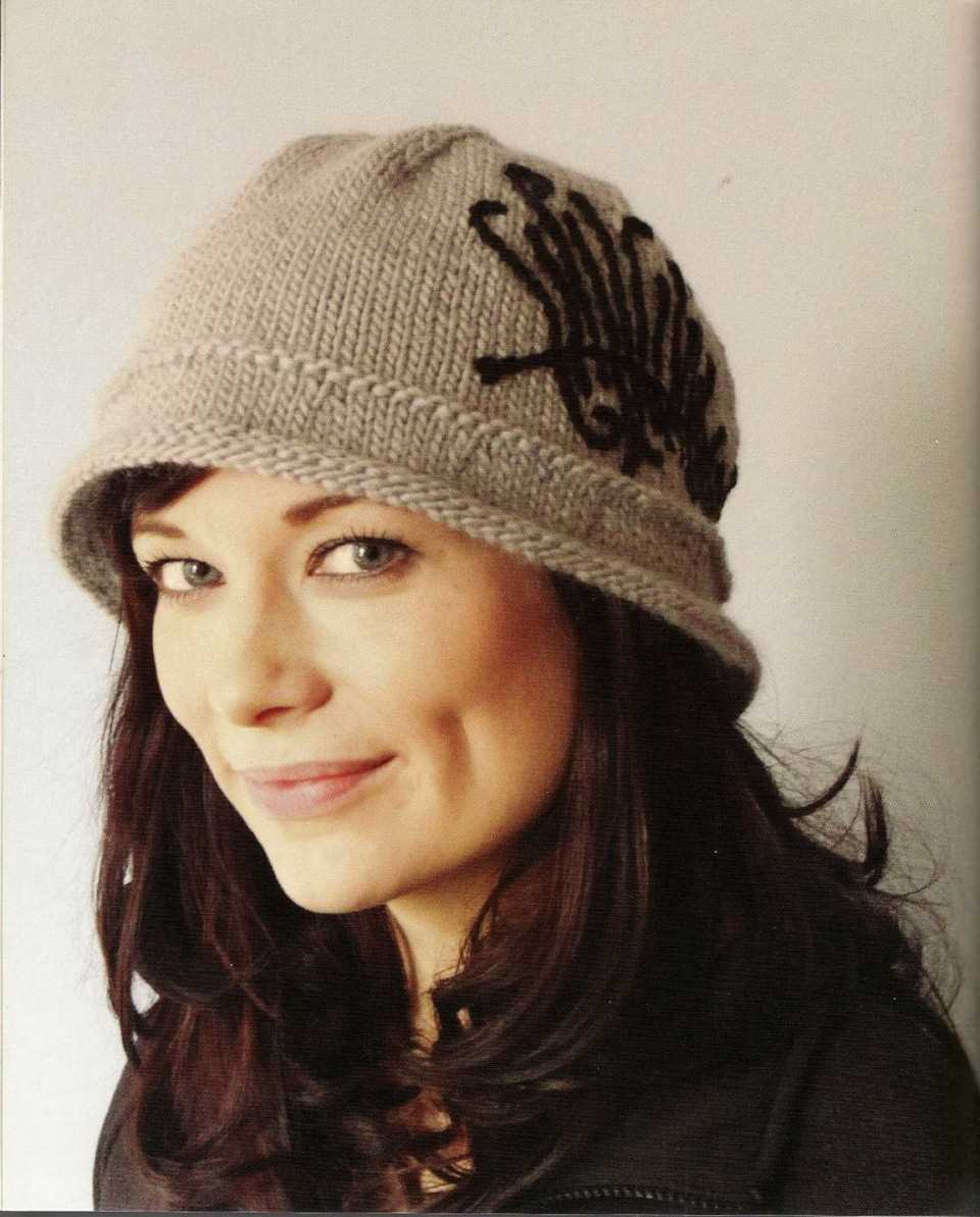 Cloche knitting pattern