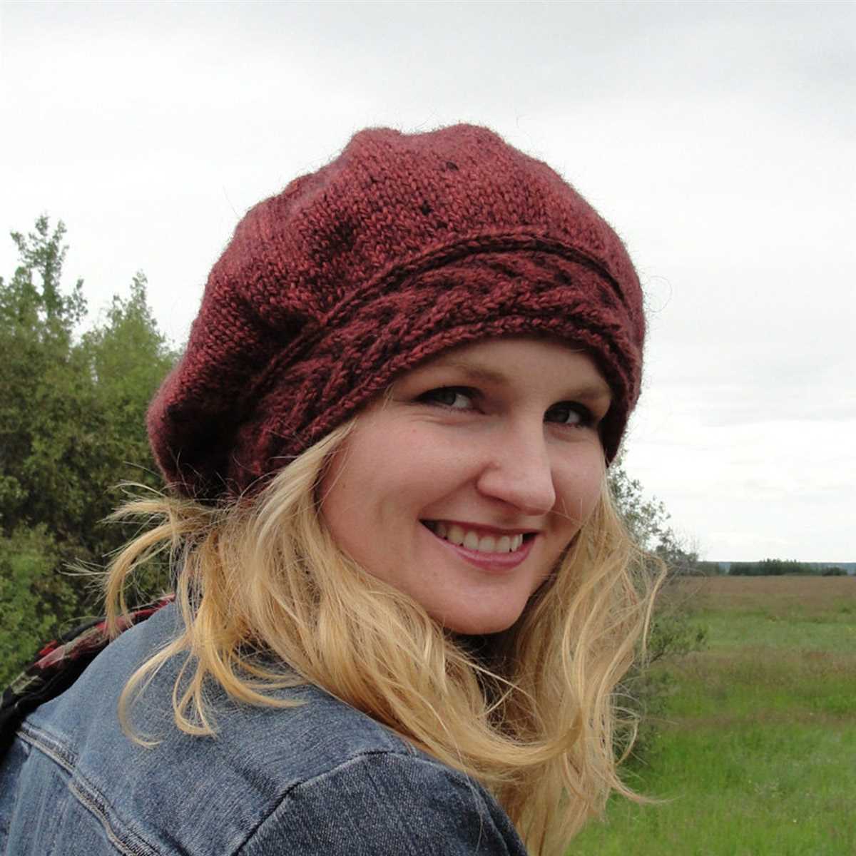 Women's beanie knitting pattern free