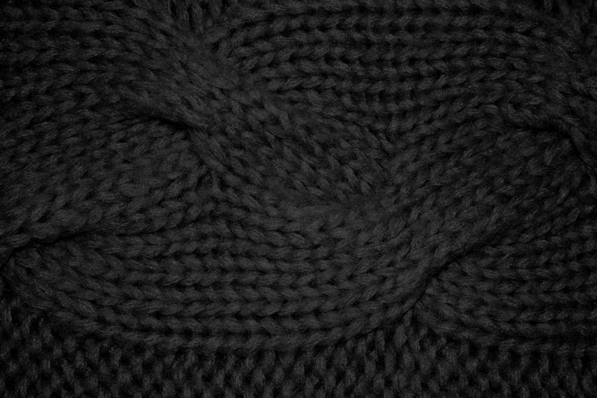 Cable pattern knit