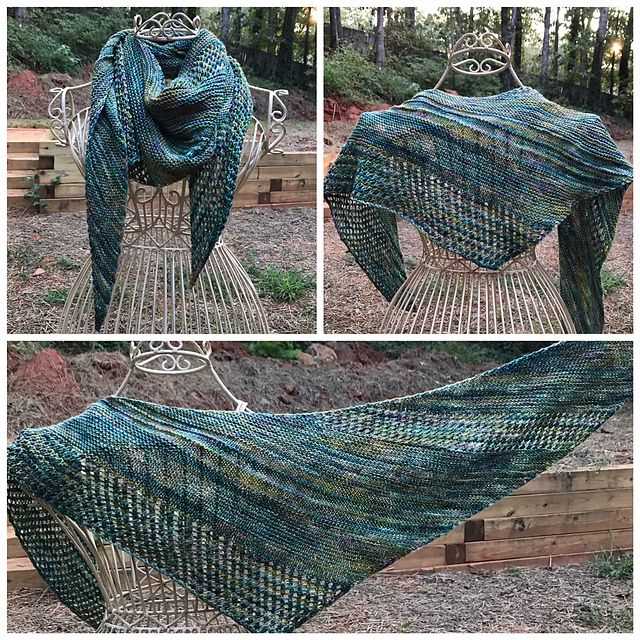 Asymmetrical knitted shawl pattern