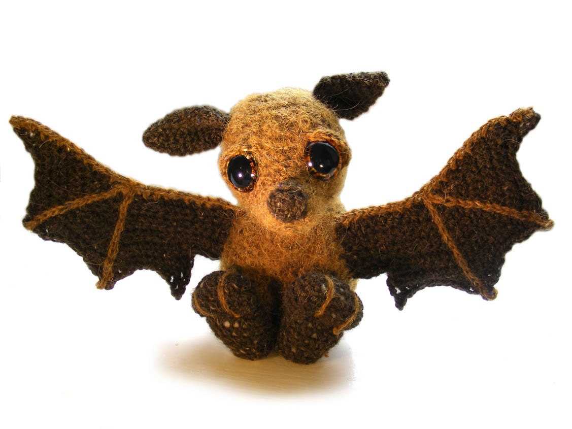 Bat toy knitting pattern