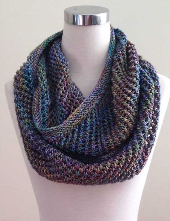 Beginner knitting cowl pattern