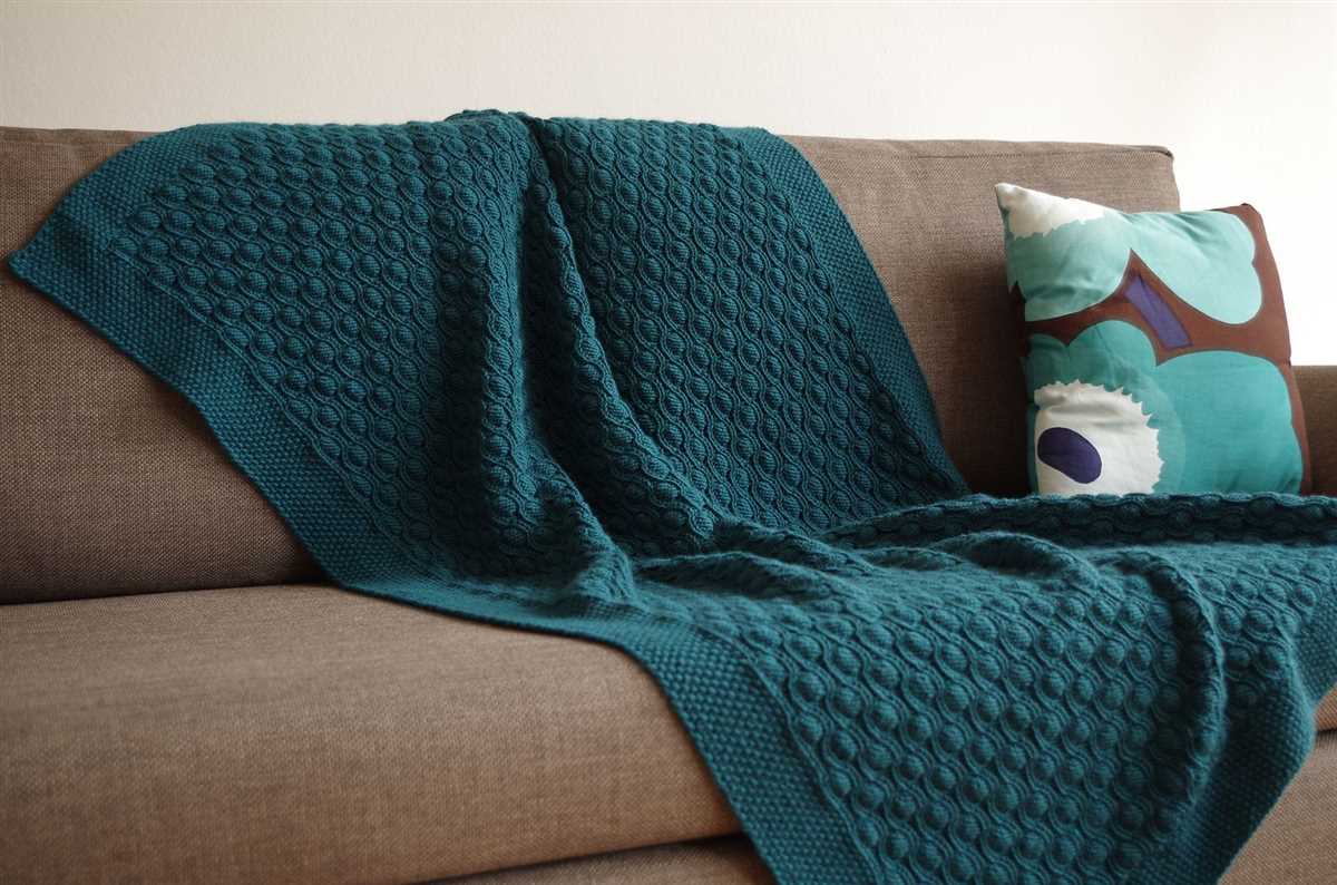 Bubble stitch blanket knitting pattern