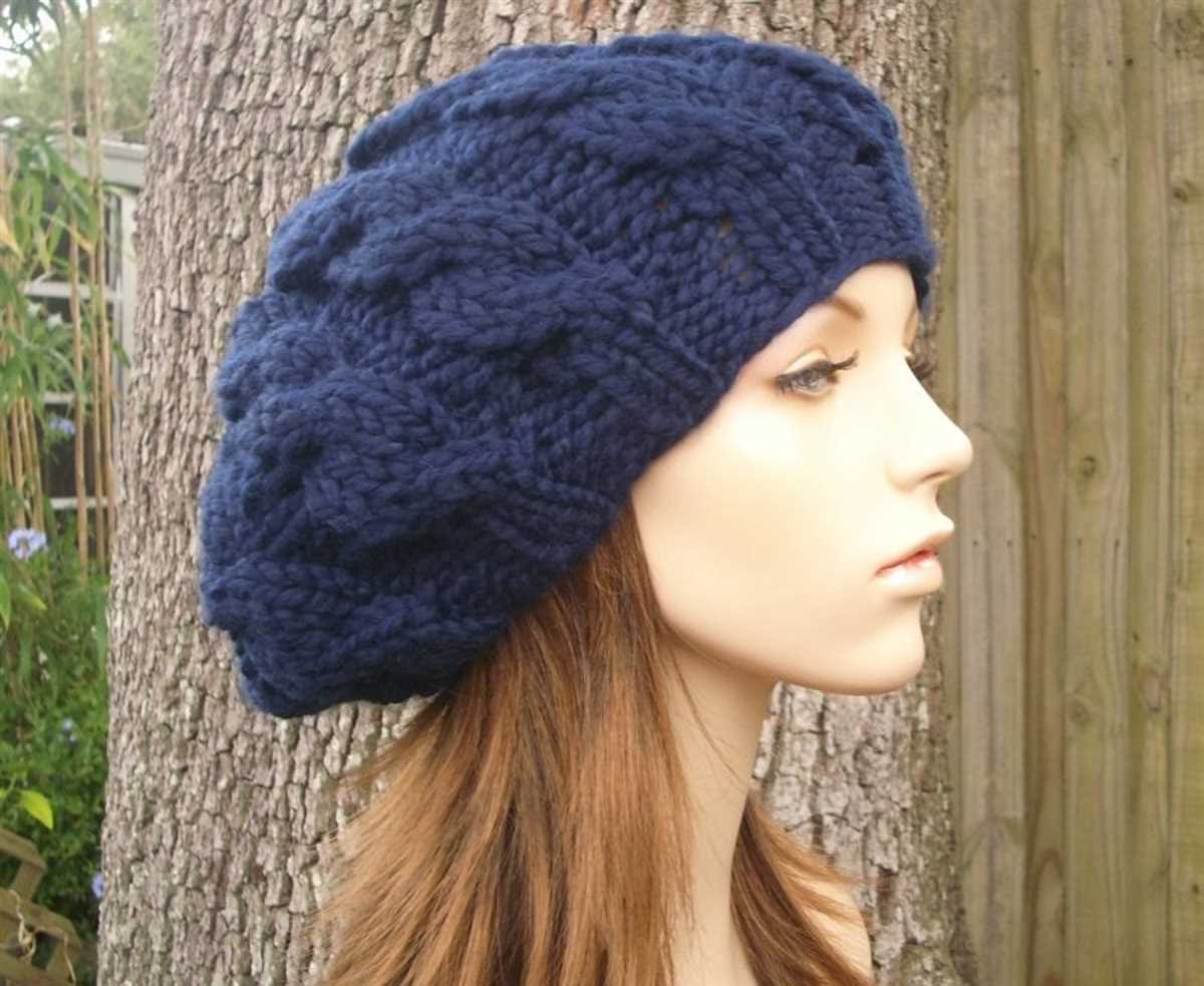 Cable beret knitting pattern