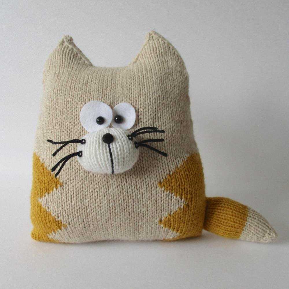 Cat knitting patterns uk