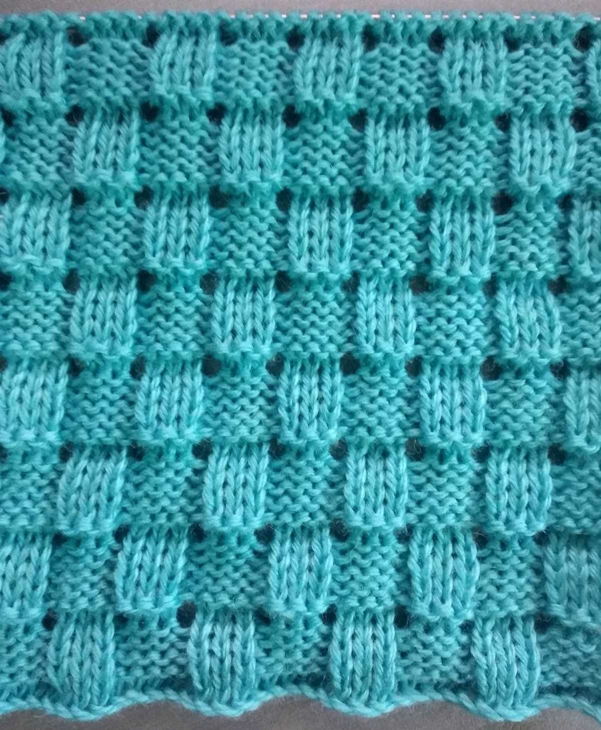 Checker stitch knitting pattern