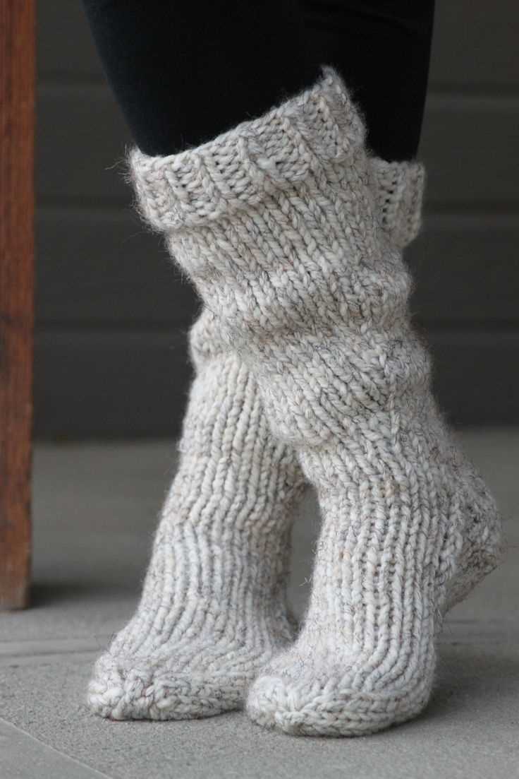 Chunky knitted socks pattern