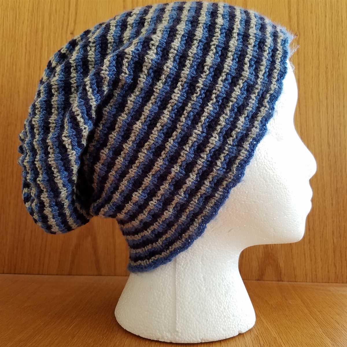 Color block knit hat pattern