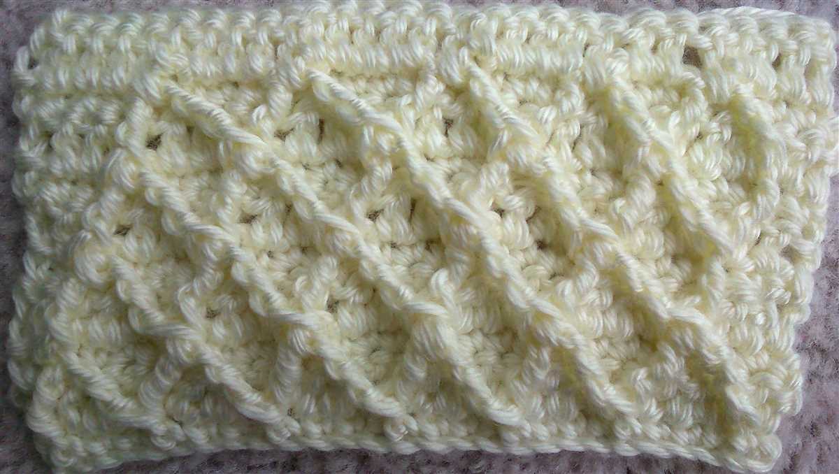 Crocodile stitch knitting pattern