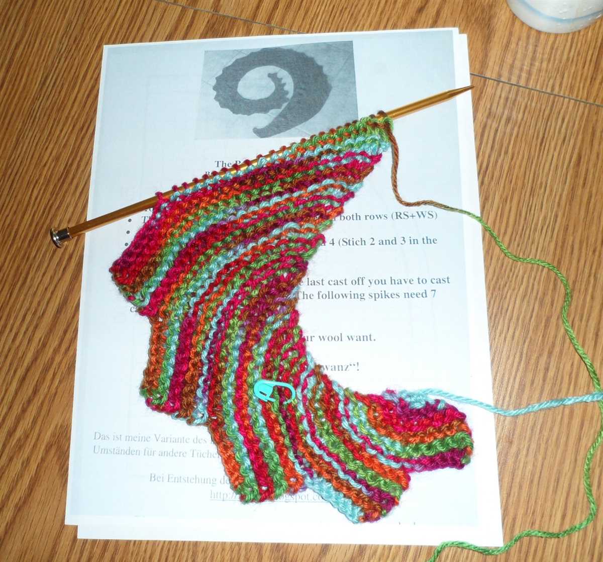 Dragon tail shawl knitting pattern