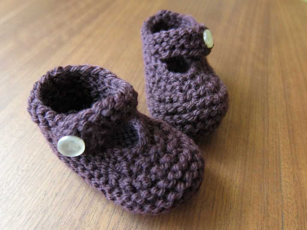 Easy knit baby booties free pattern