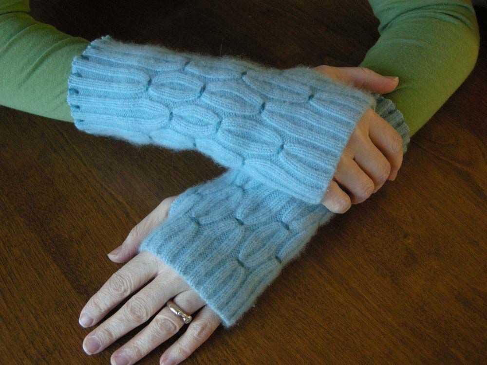 Easy knit hand warmer pattern