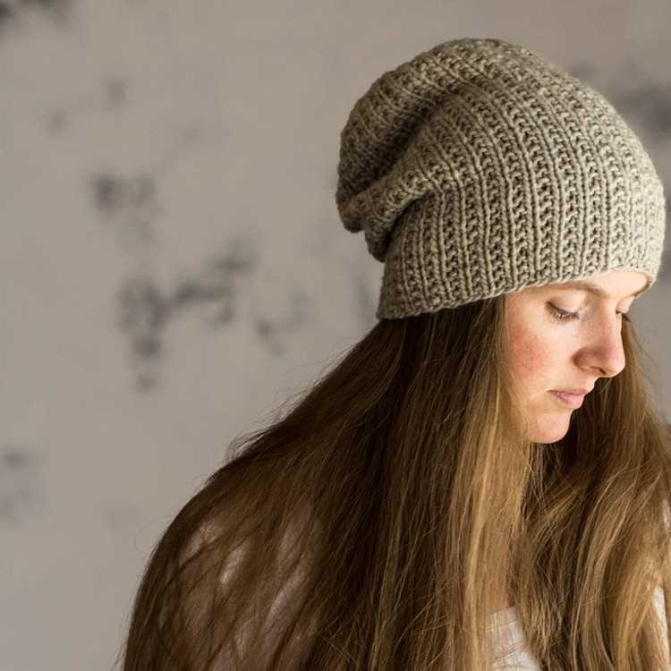 Easy knit slouchy hat pattern