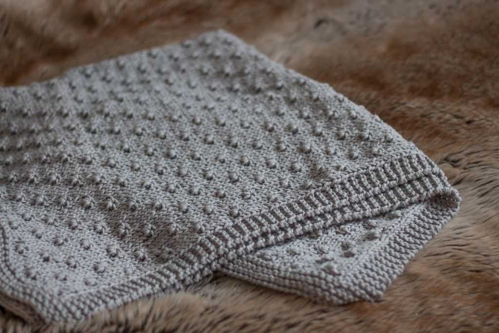 Easy dpn knitting pattern