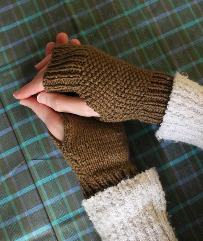 Easy fingerless mitts knitting pattern free