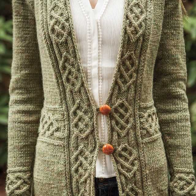 Elsa cardigan knitting pattern