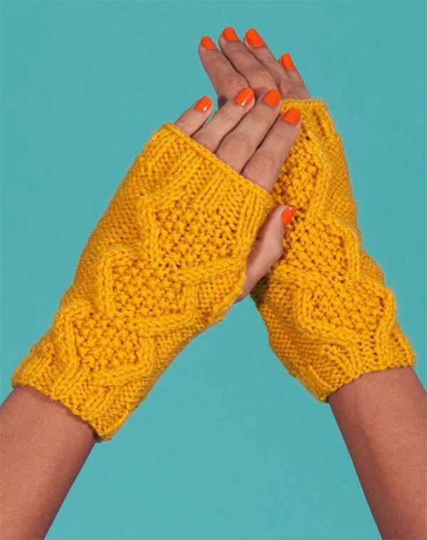 Fingerless gloves knit flat pattern