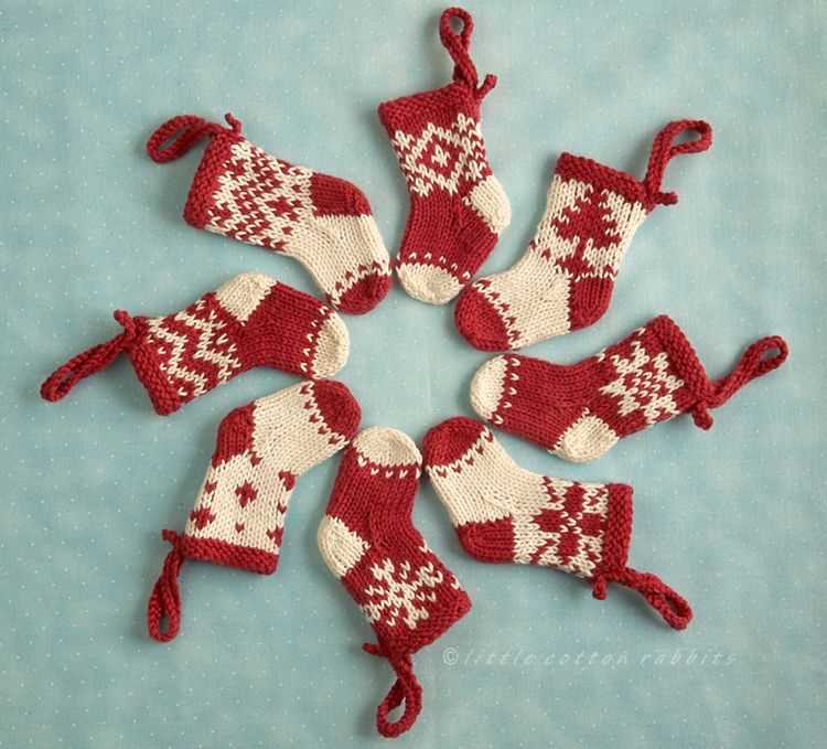 Flat knit christmas stocking pattern