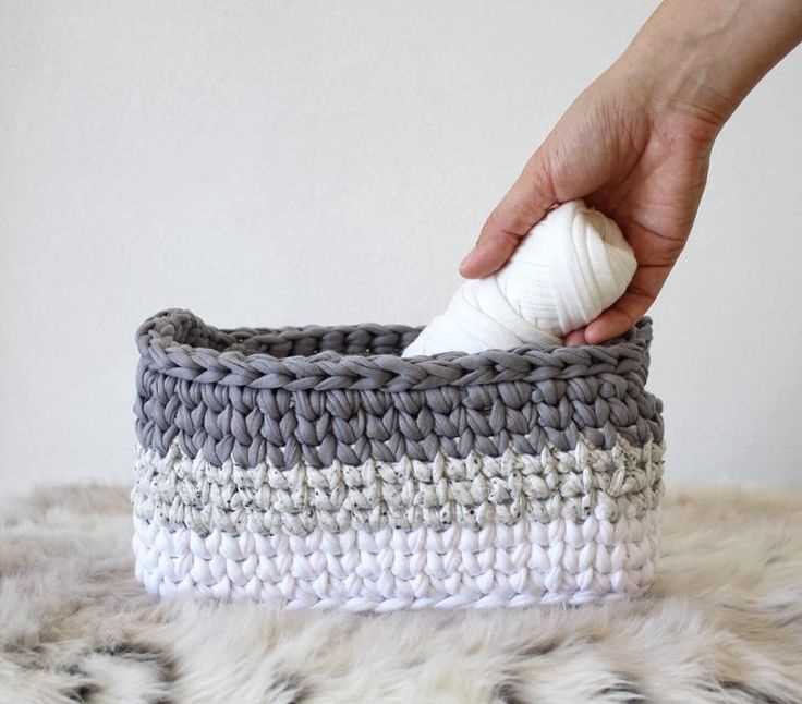 Folding knitting basket pattern