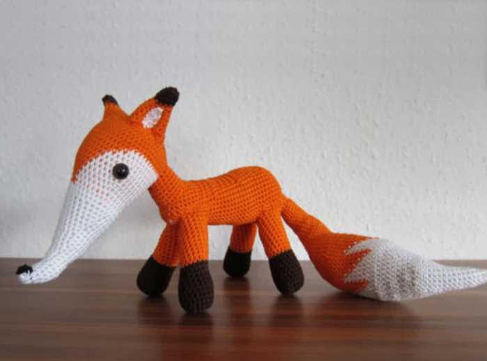 Free fox toy knitting pattern