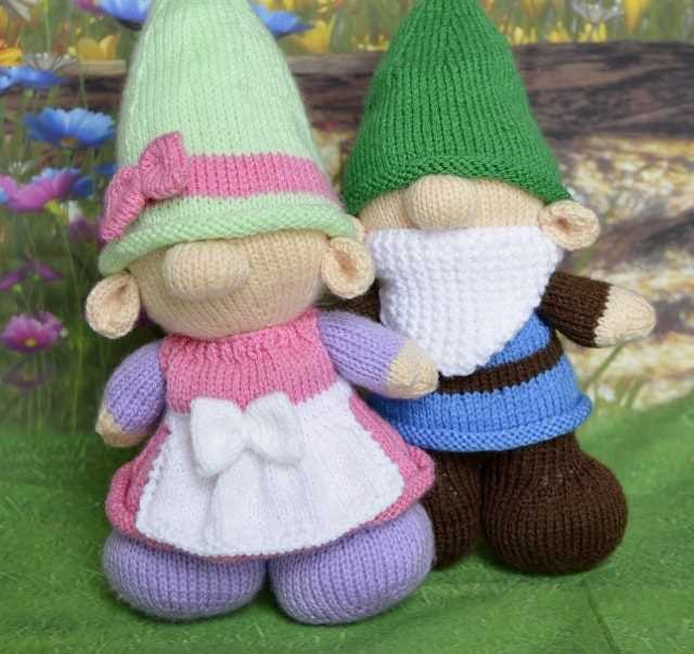 Free gnome knitting pattern