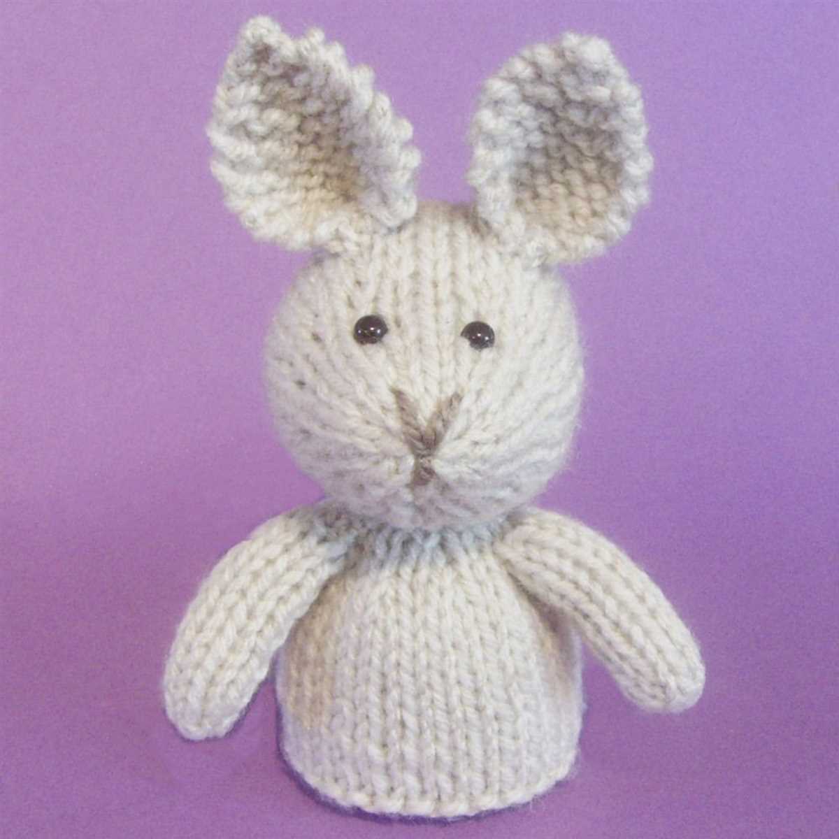 Free knitted bunny egg cosy pattern