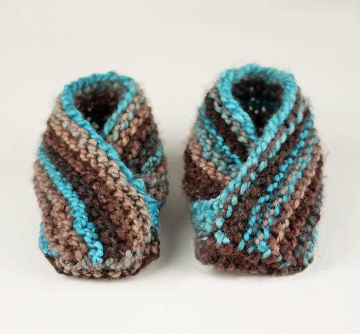 Free knitted square slipper pattern