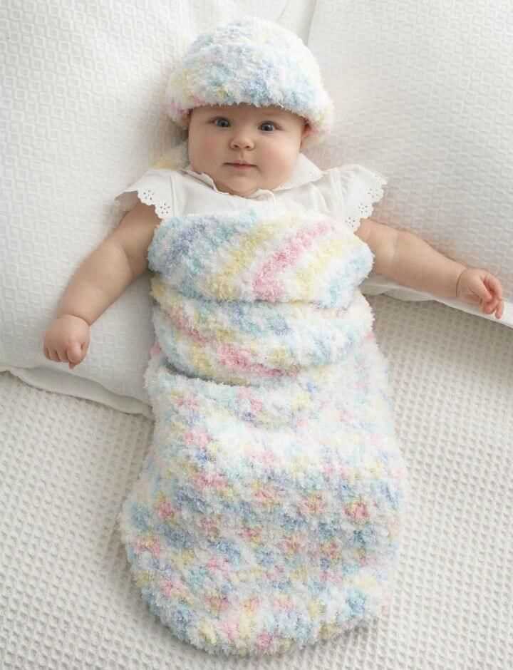 Free knitting pattern baby cocoon and hat