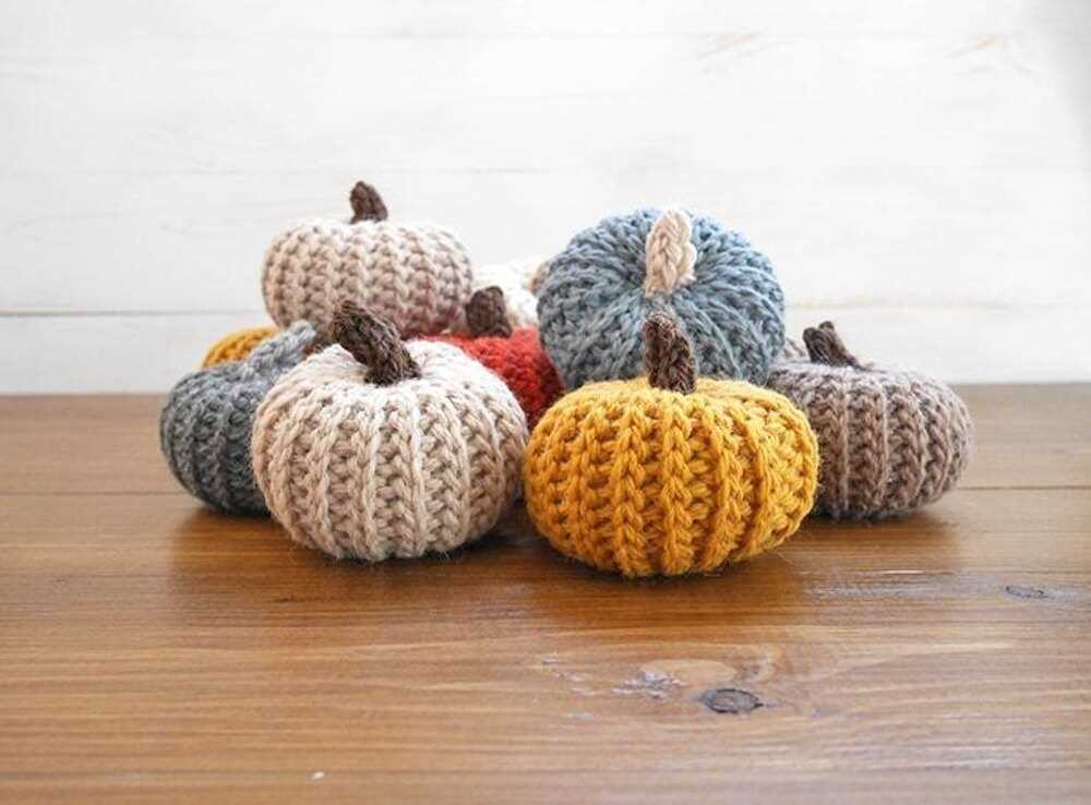 Free knitting pattern for pumpkins