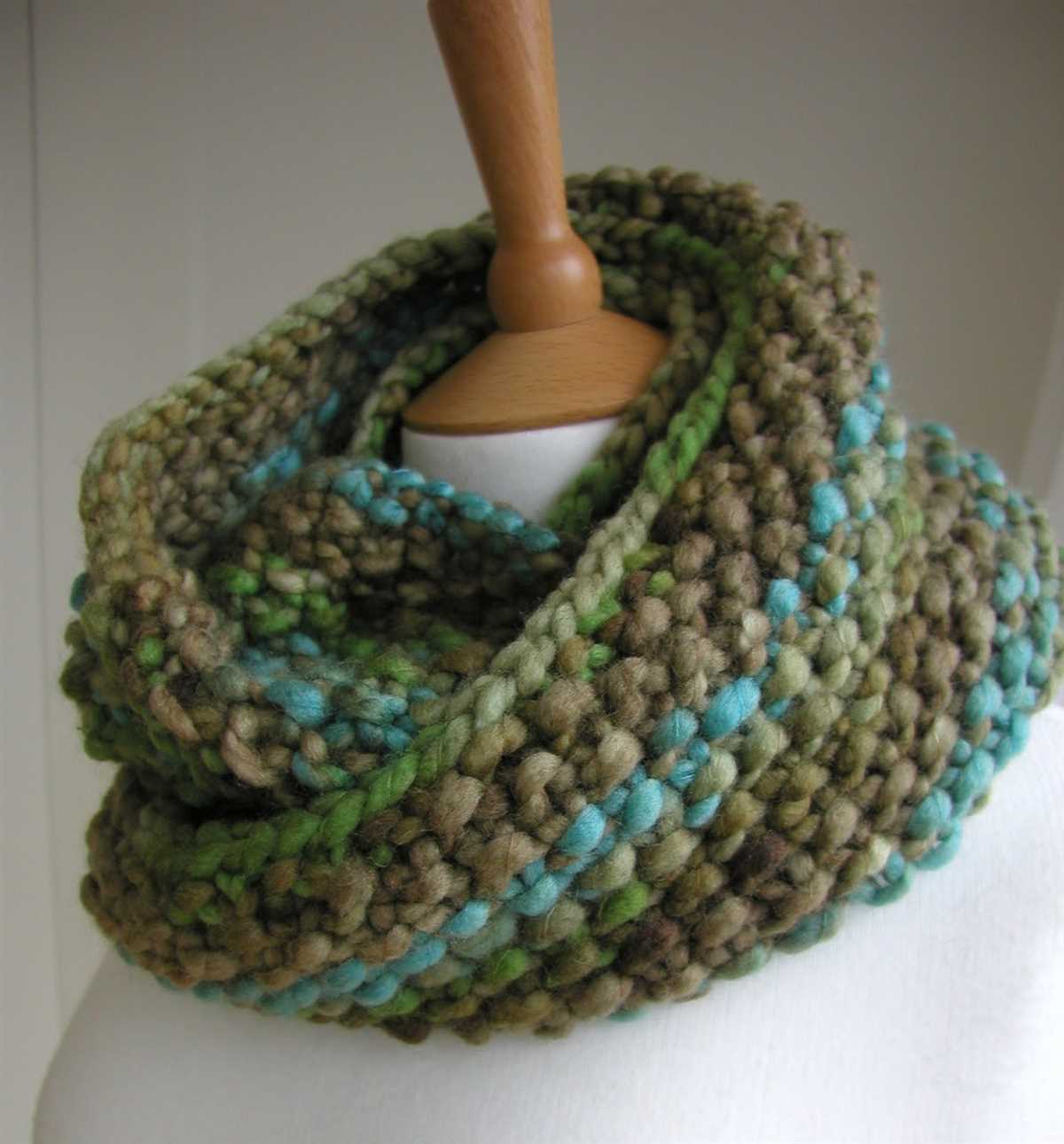 Free knitting pattern for snood