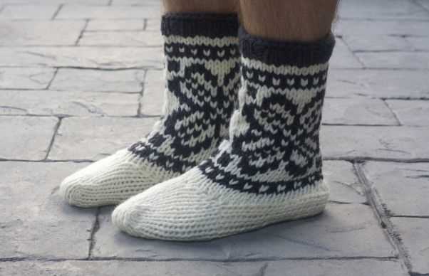 Free knitting pattern mukluk slippers