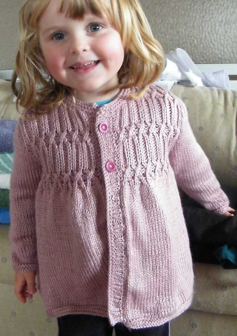 Free knitting patterns for toddlers cardigans