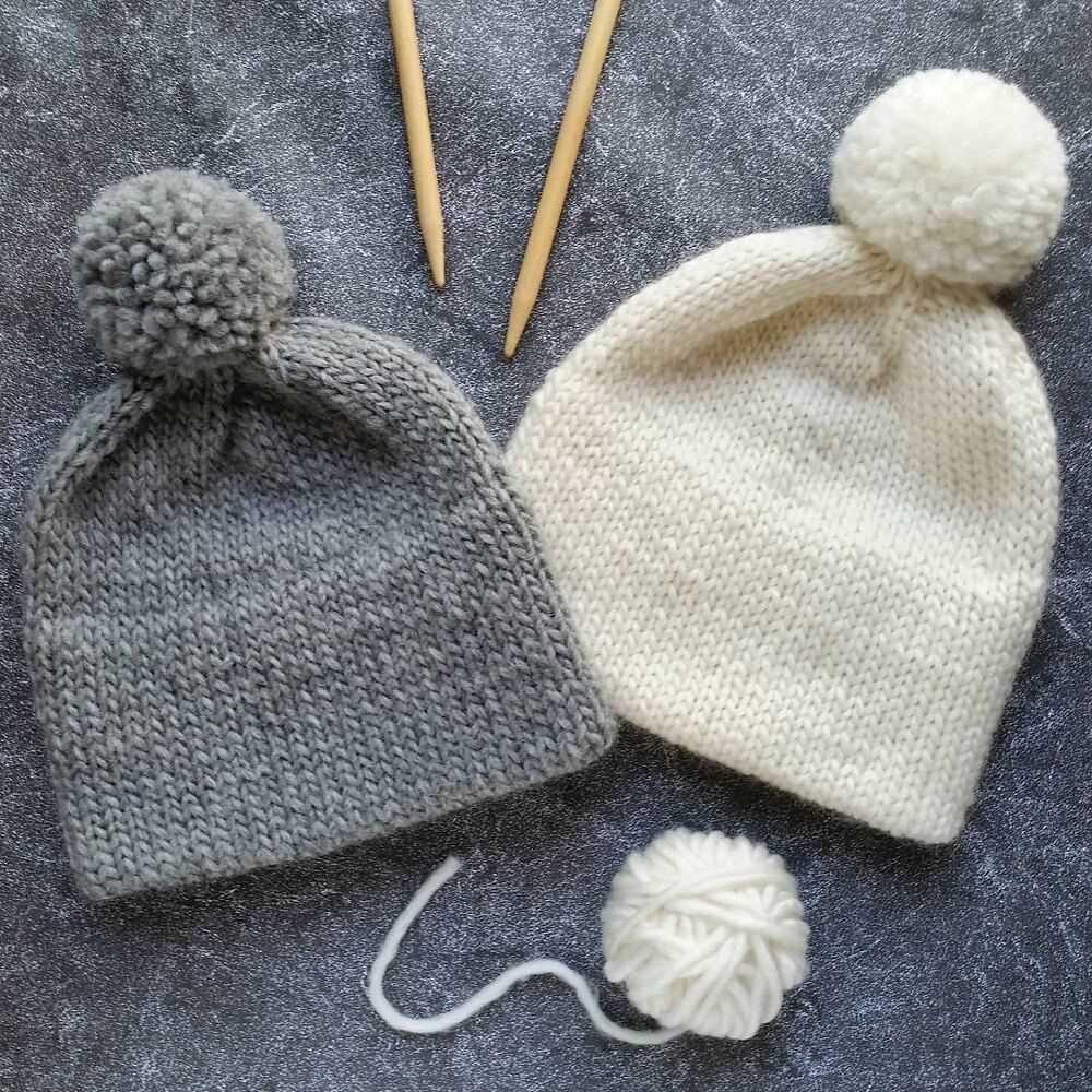 Free pom pom hat knitting pattern