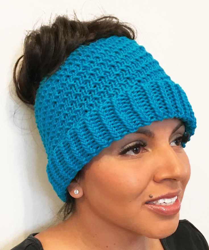 Free ponytail knit hat pattern